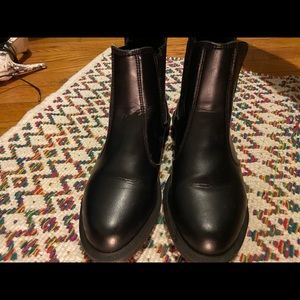 Dr.Marten Boots, Vegan leather, barley worn